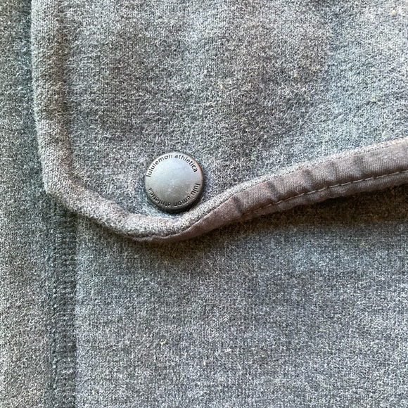 Lulu lemon jacket - Picture 5 of 9